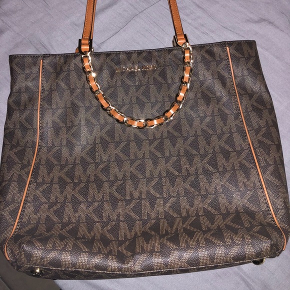 Michael Kors Handbags - Michael Kors Bag